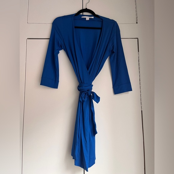 DVF New Julian Two Mini Diane Avon Furstenberg royal blue wrap dress 4 - Picture 2 of 8
